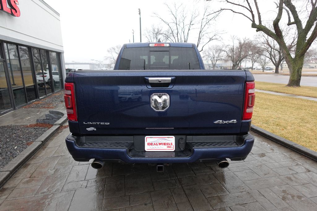 2019 RAM 1500 Image 3