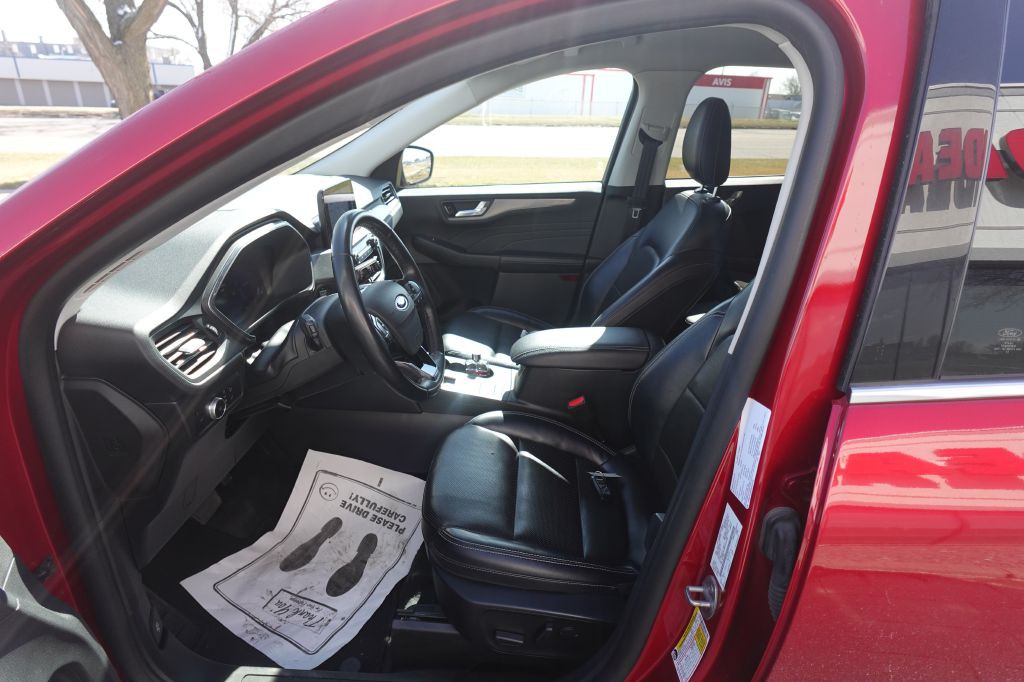 2022 Ford Escape Image 9