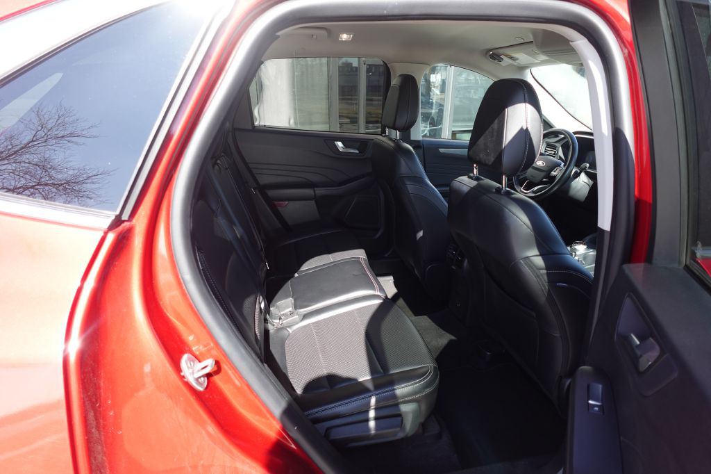 2022 Ford Escape Image 12