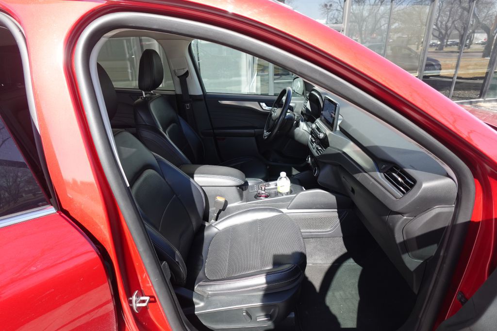 2022 Ford Escape Image 13