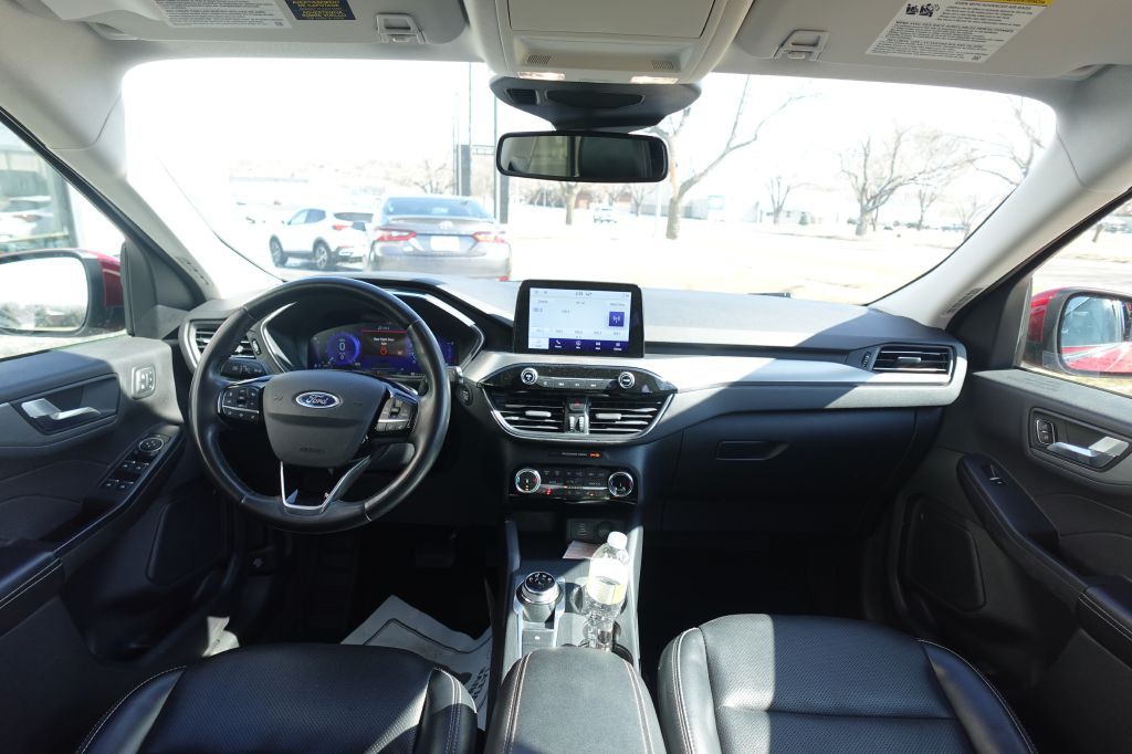 2022 Ford Escape Image 15