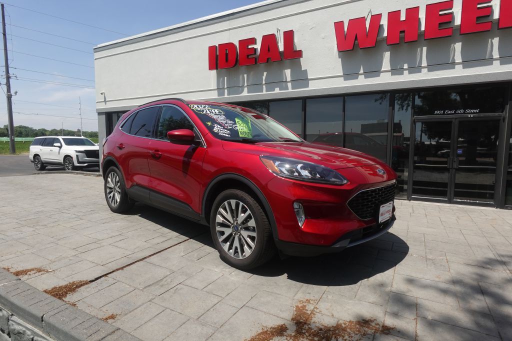 2022 Ford Escape Image 2