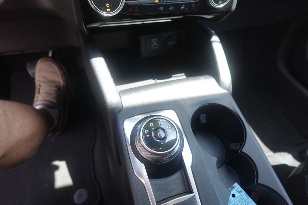 2022 Ford Escape Image 13