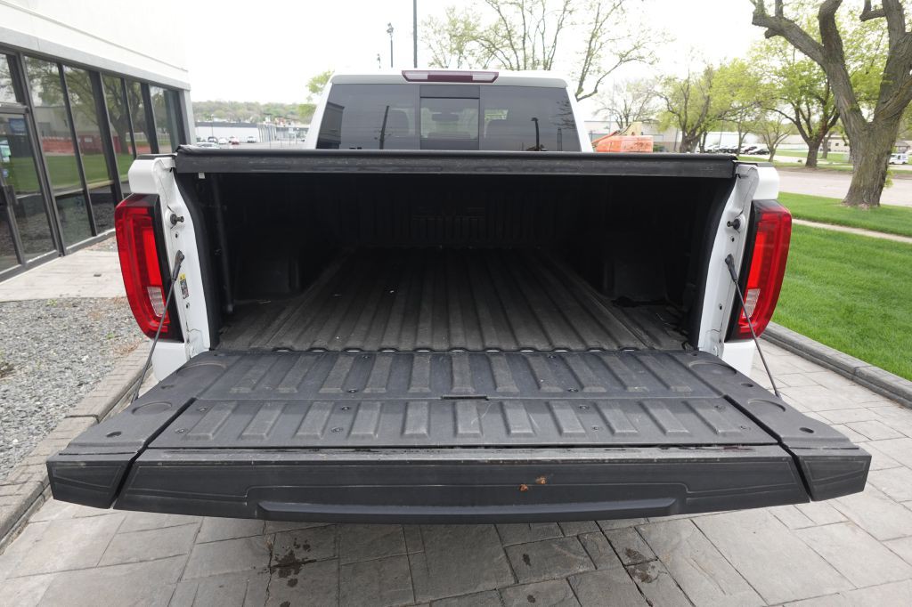 2019 GMC Sierra Image 12