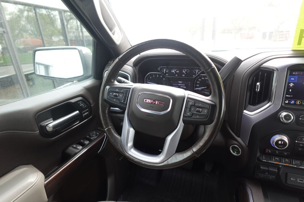 2019 GMC Sierra Image 17