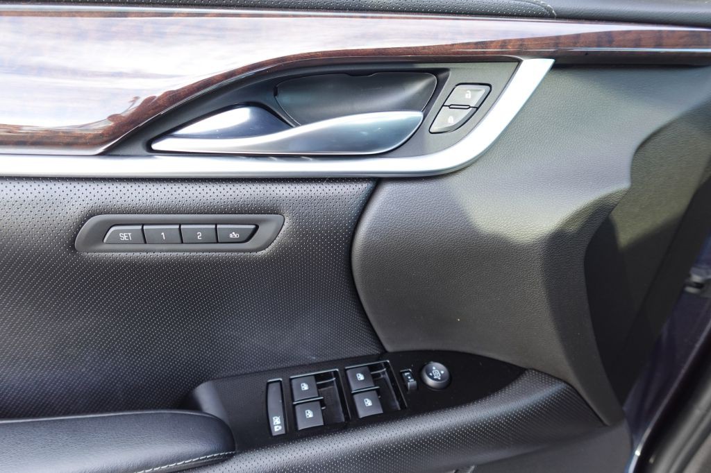 2014 Cadillac XTS Image 16