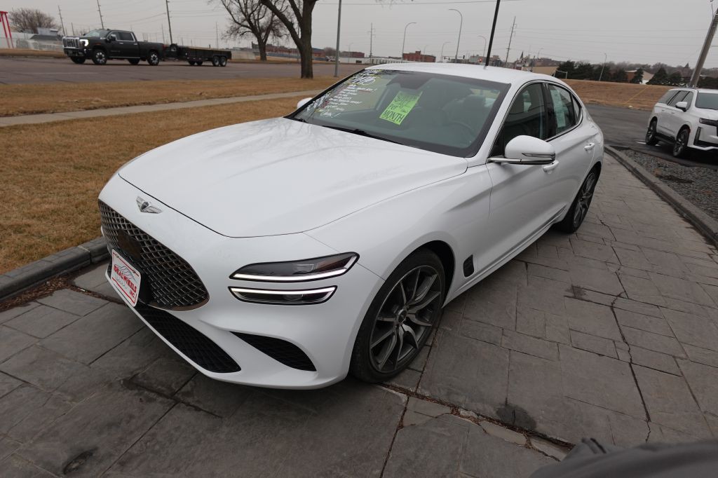 2023 Genesis G70 Image 6