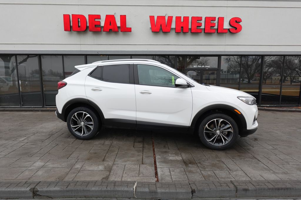 2023 Buick Enclave Image 1