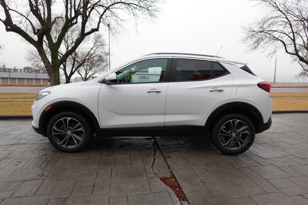 2023 Buick Enclave Image 5