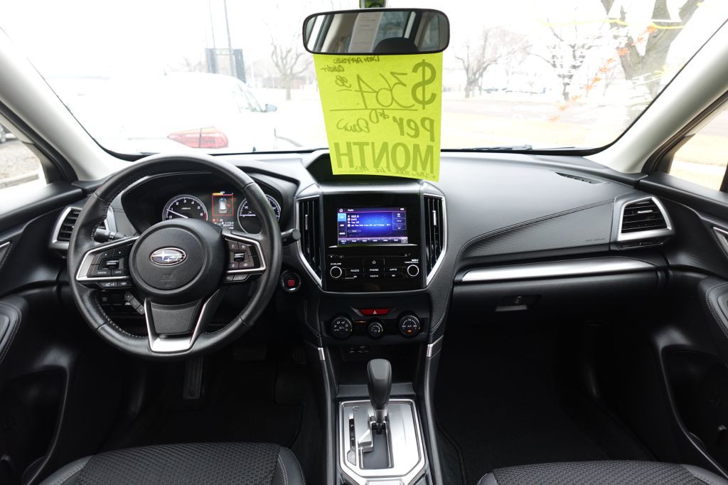 2021 Subaru Forester Image 15