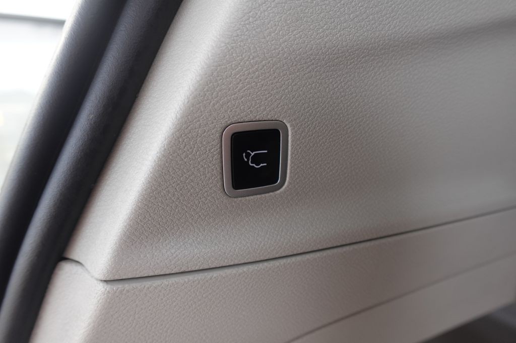 2023 Chrysler Pacifica Image 15