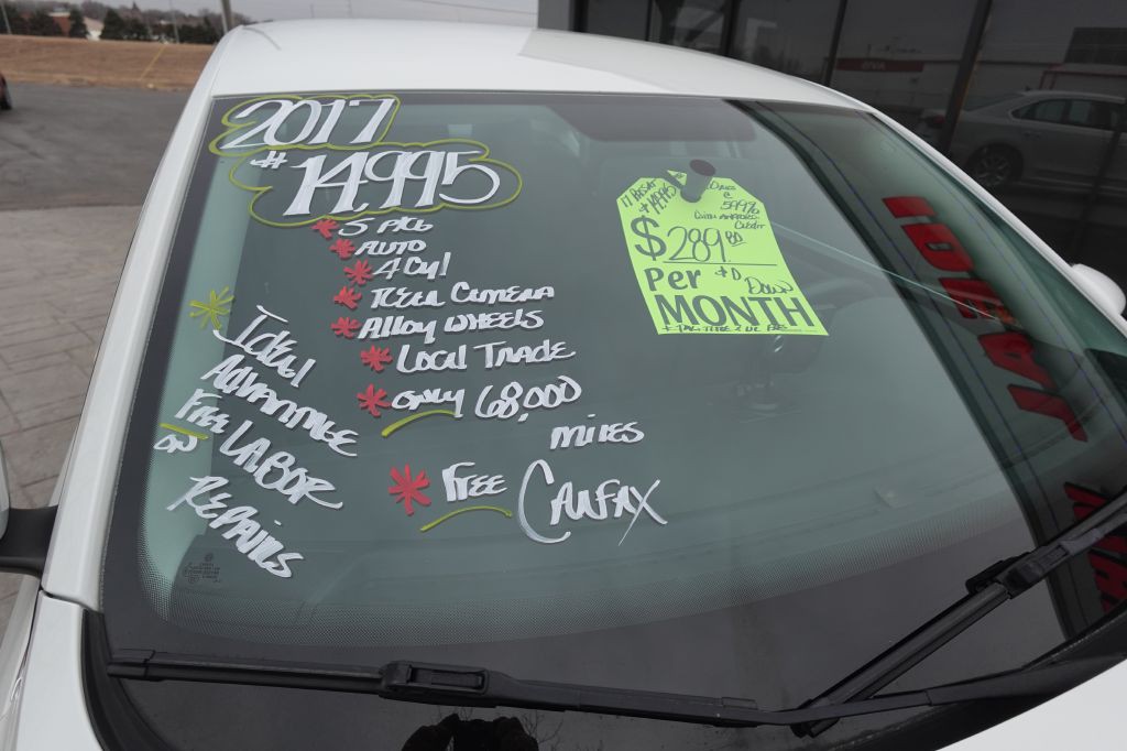 2017 Volkswagen Passat Image 19