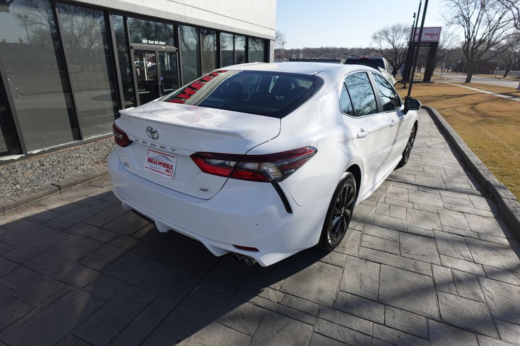 2024 Toyota Camry Image 2