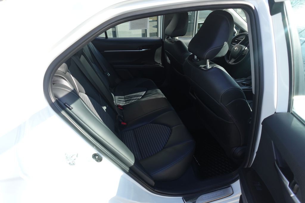 2024 Toyota Camry Image 12