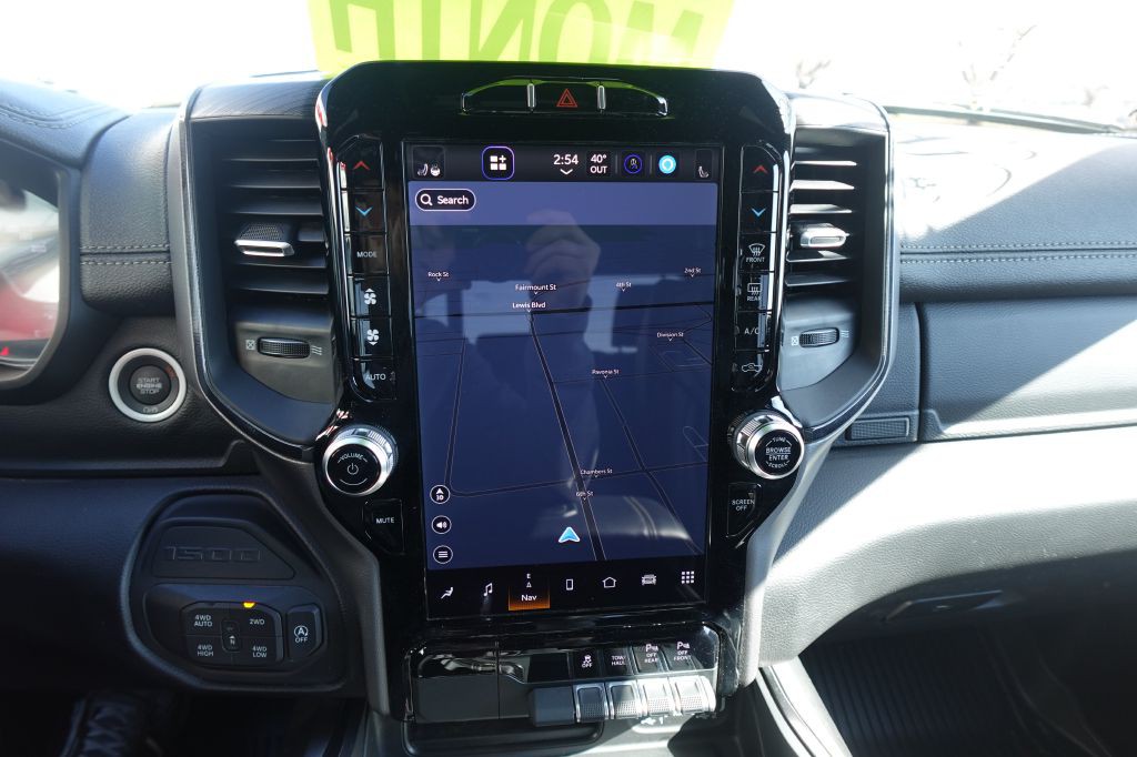 2023 RAM 1500 Image 17