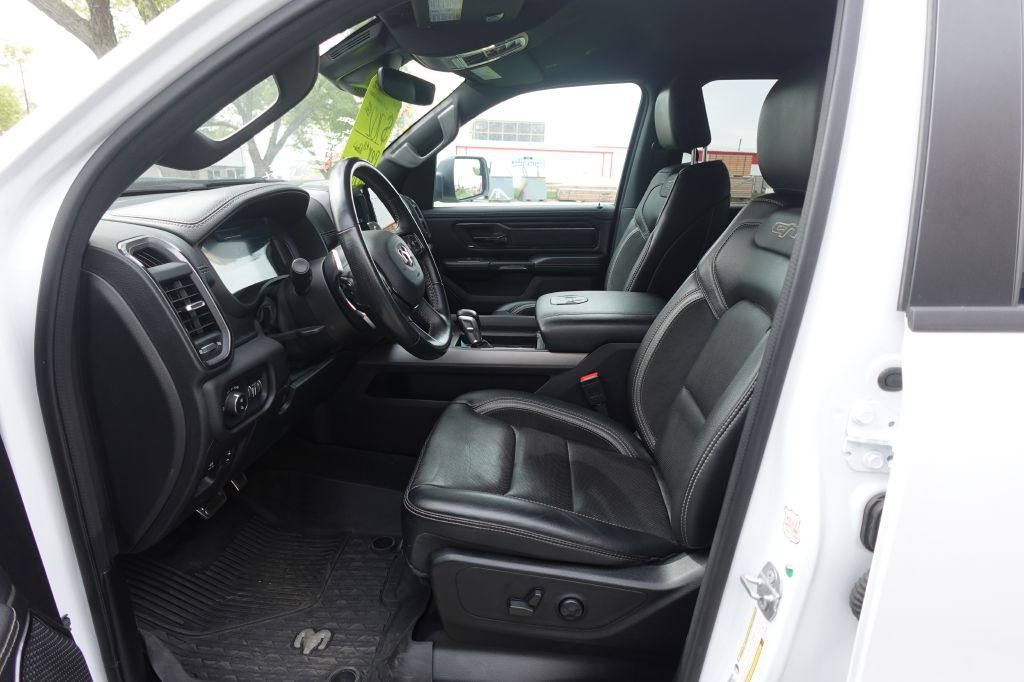 2023 RAM 1500 Image 9