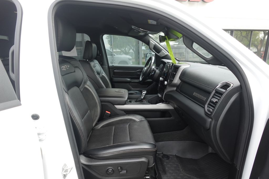 2023 RAM 1500 Image 13