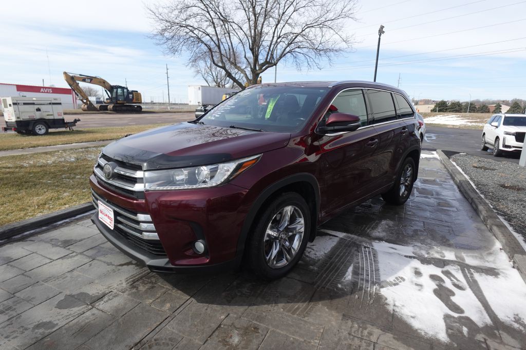 2017 Toyota Highlander Image 7