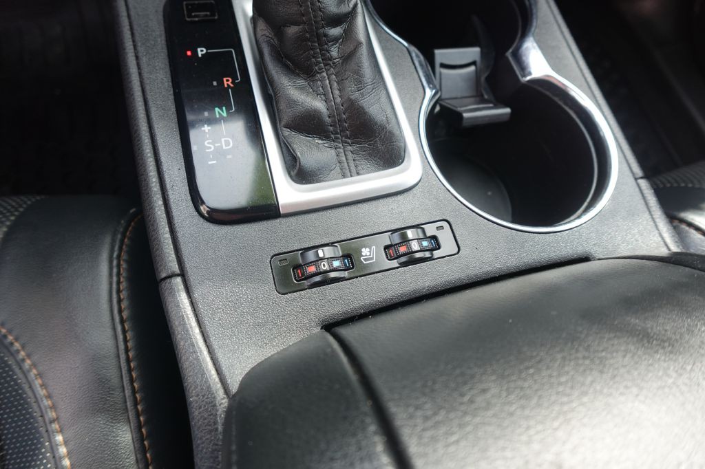 2017 Toyota Highlander Image 13