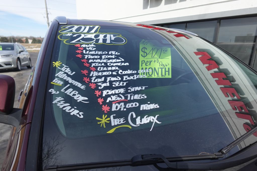 2017 Toyota Highlander Image 21