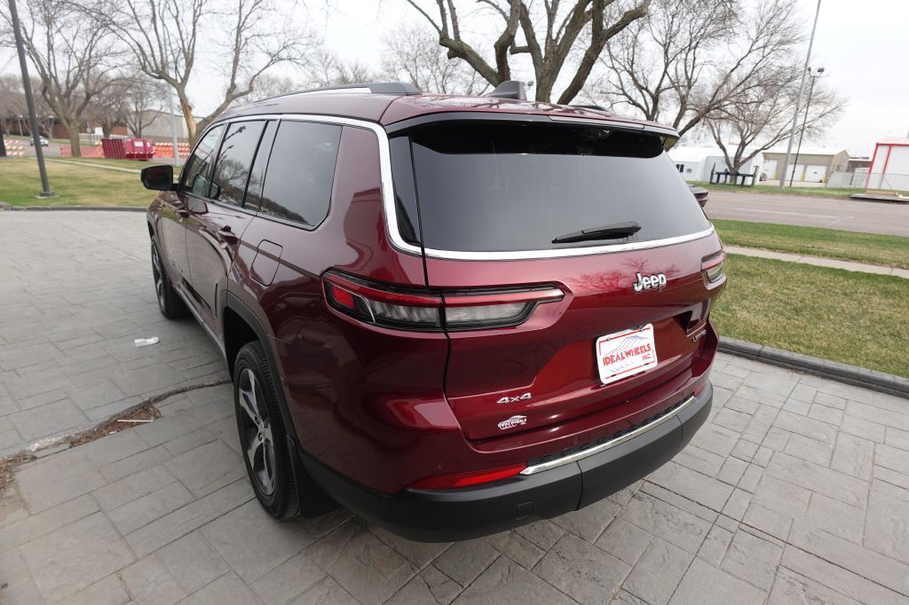 2023 Jeep Grand Cherokee Image 4