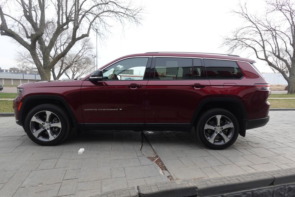 2023 Jeep Grand Cherokee Image 5