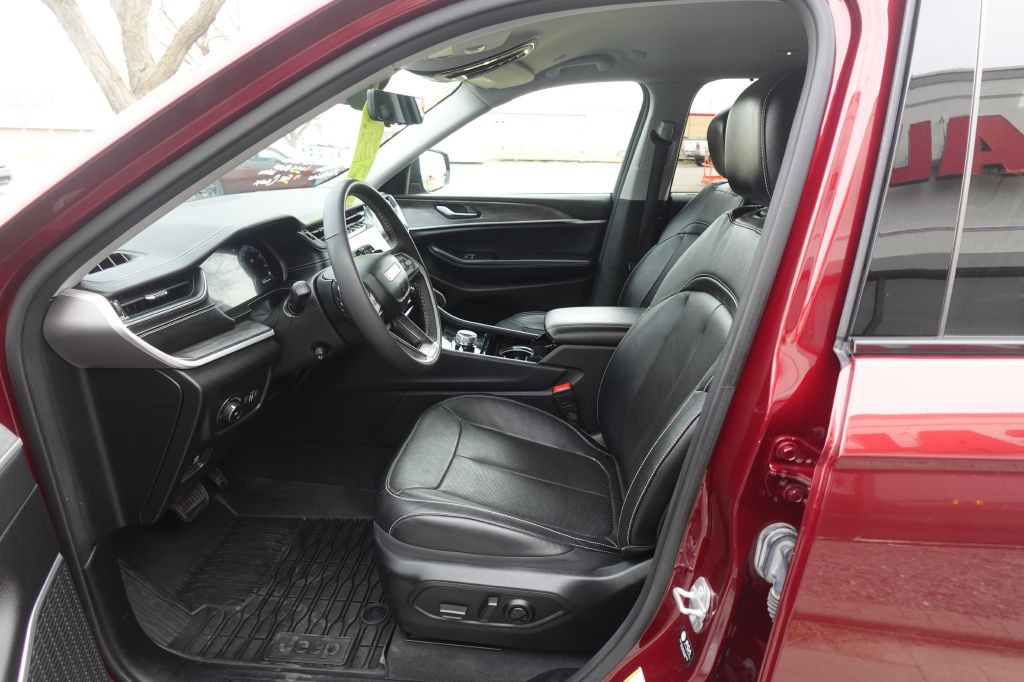 2023 Jeep Grand Cherokee Image 9
