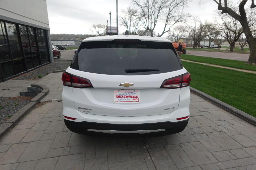 2022 Chevrolet Equinox Image 3