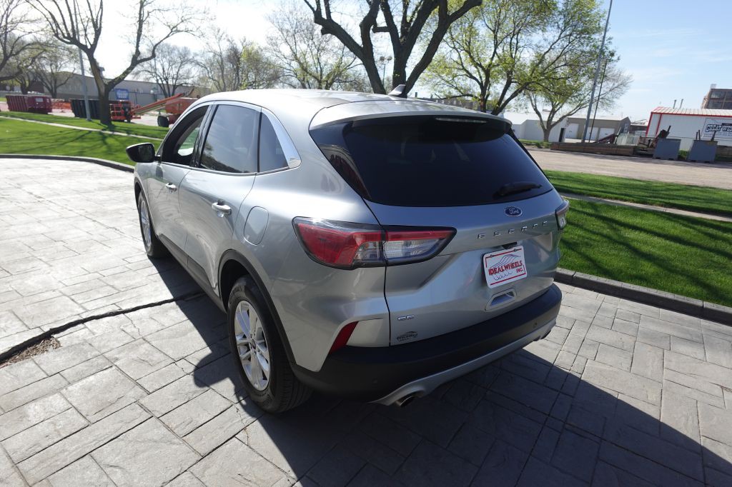 2022 Ford Escape Image 4