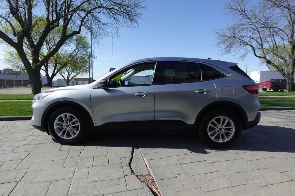 2022 Ford Escape Image 5