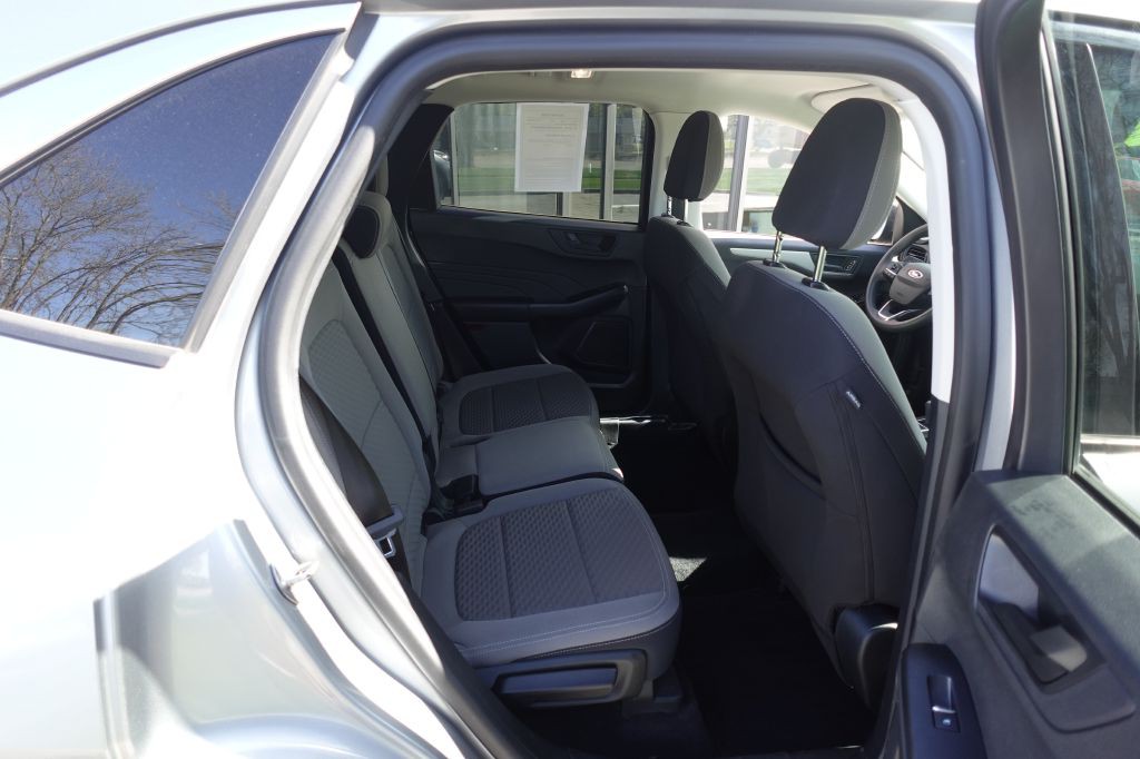 2022 Ford Escape Image 12