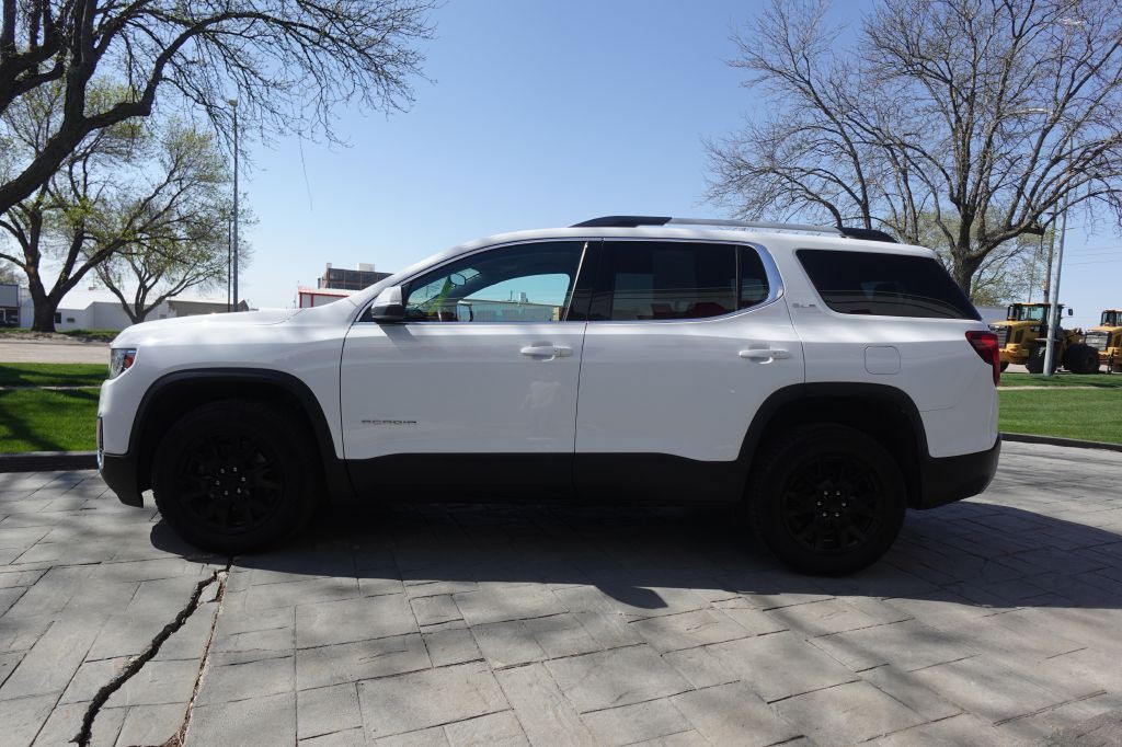 2023 GMC Acadia Image 5