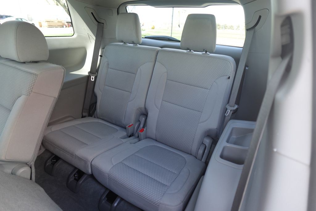 2023 GMC Acadia Image 11