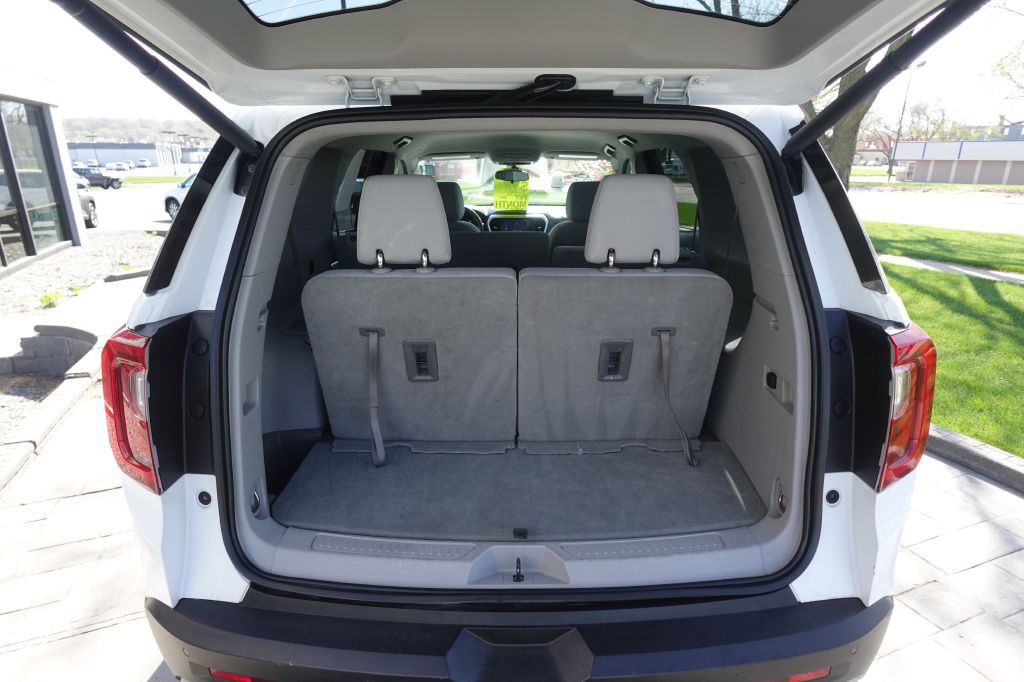 2023 GMC Acadia Image 12