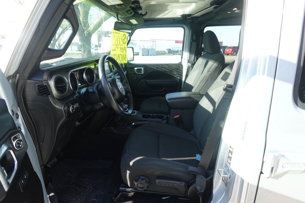 2022 Jeep Gladiator Image 9