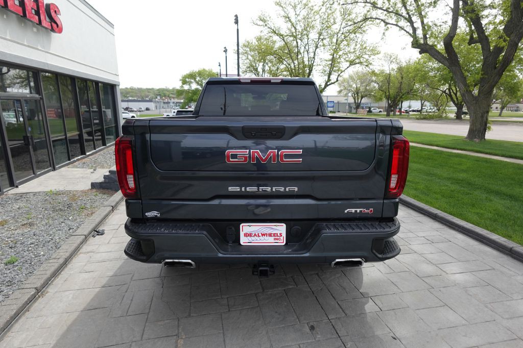 2021 GMC Sierra Image 3