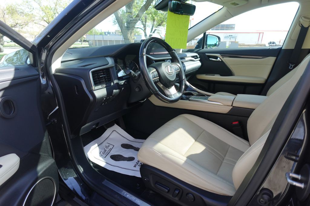 2022 Lexus RX Image 10