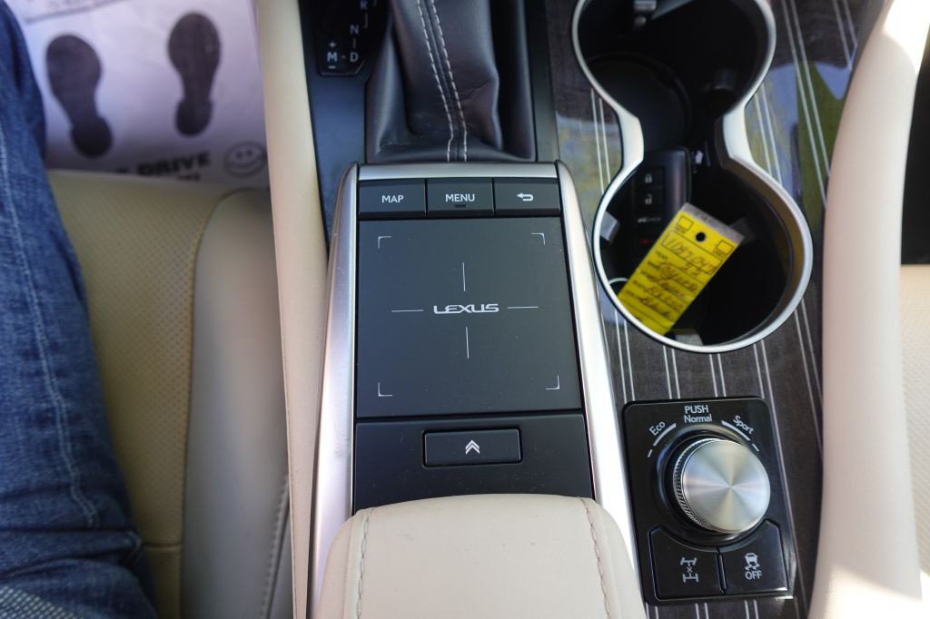2022 Lexus RX Image 14