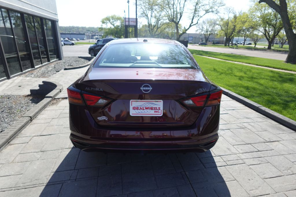 2024 Nissan Altima Image 3