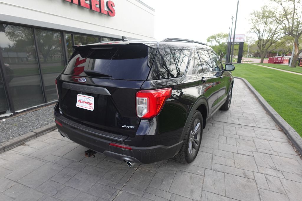 2024 Ford Explorer Image 2