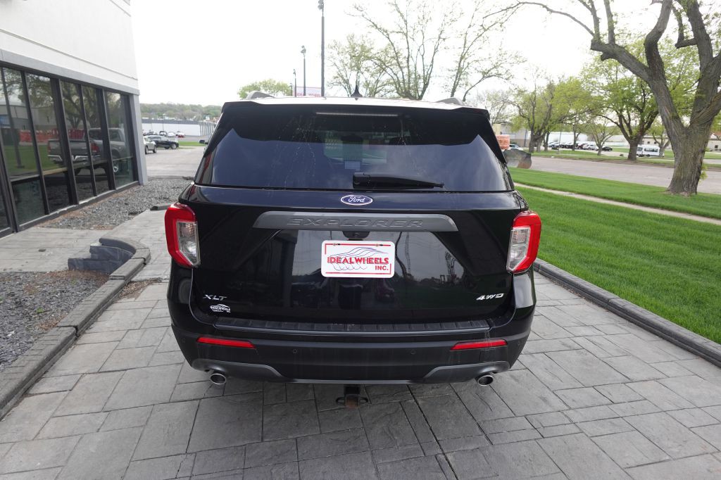 2024 Ford Explorer Image 3