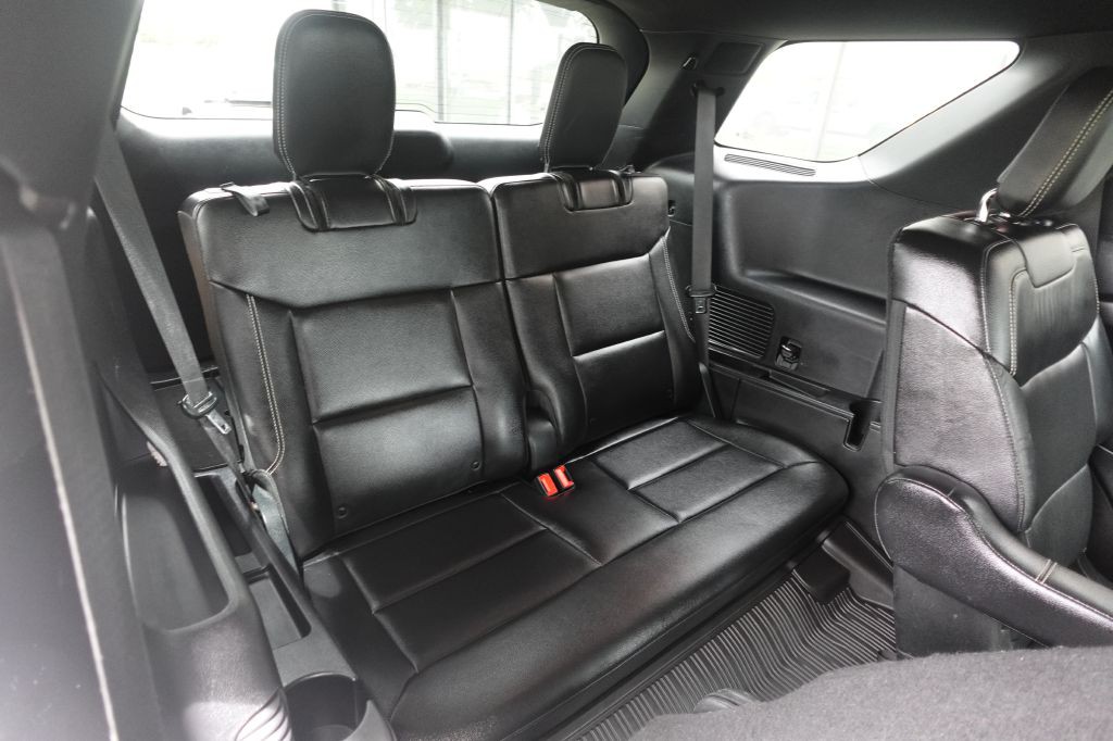 2020 Ford Explorer Image 13