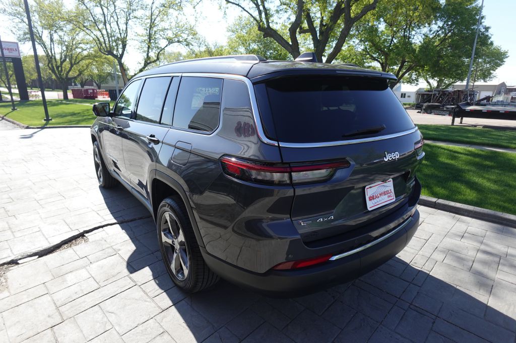 2023 Jeep Grand Cherokee Image 4