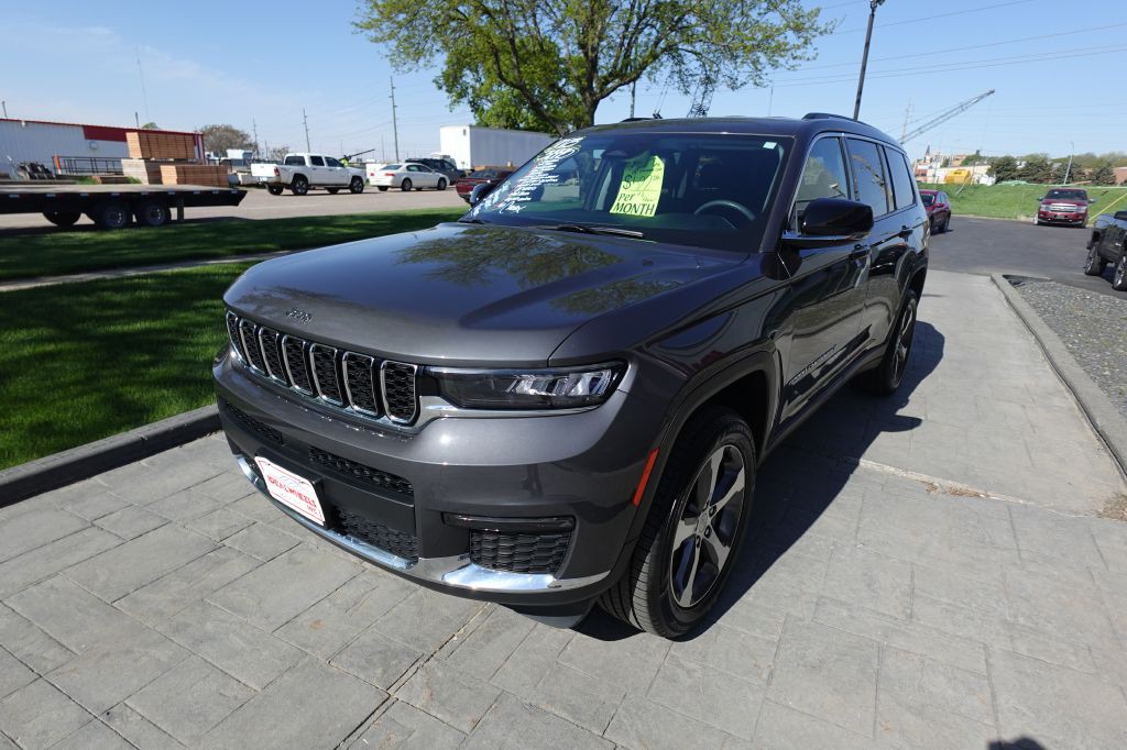 2023 Jeep Grand Cherokee Image 6