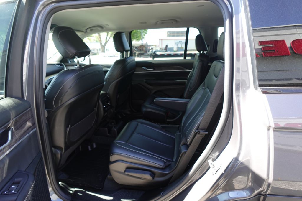 2023 Jeep Grand Cherokee Image 10