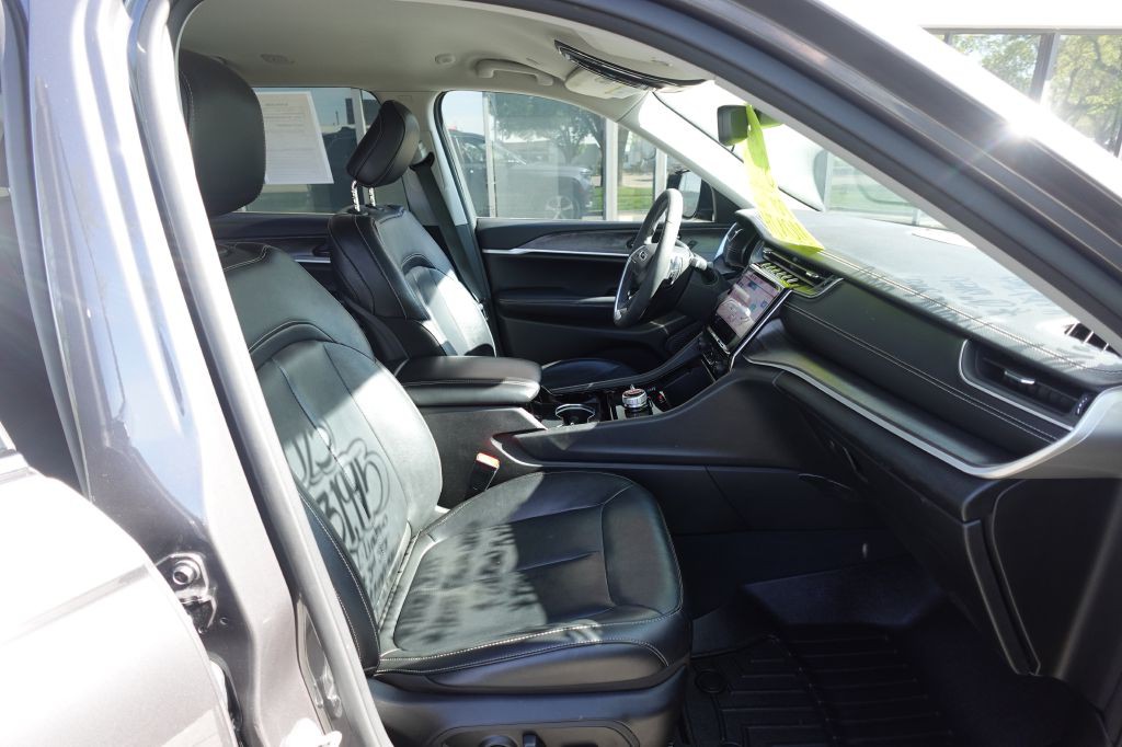 2023 Jeep Grand Cherokee Image 15