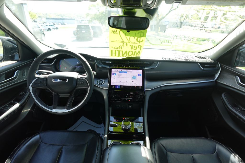 2023 Jeep Grand Cherokee Image 17