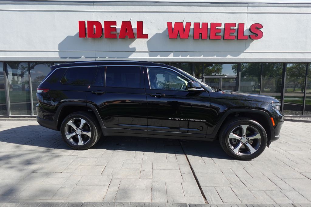 2023 Jeep Grand Cherokee Image 1