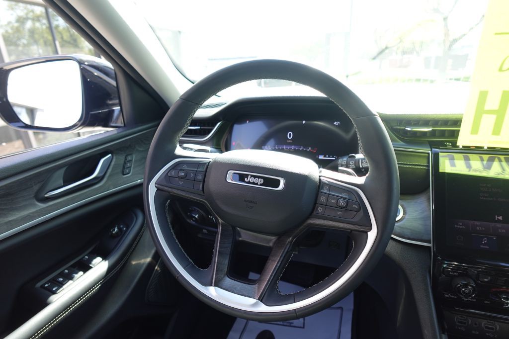 2023 Jeep Grand Cherokee Image 16