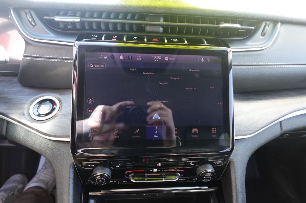 2023 Jeep Grand Cherokee Image 19